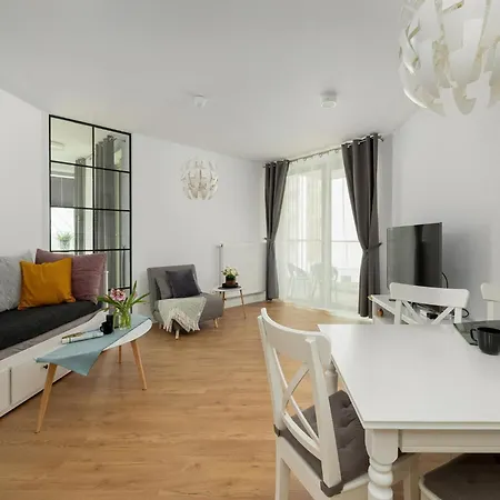 Daire Close To The Sea, With Pool And Sauna Pobierowo