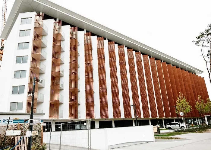 Close To The Sea, With Pool And Sauna شقة بوبيروفو