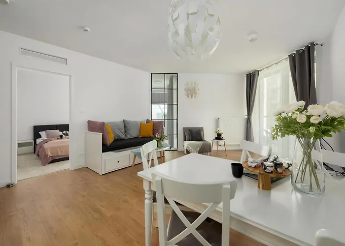 Close To The Sea, With Pool And Sauna شقة *